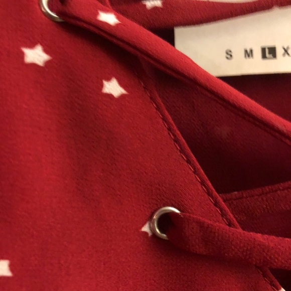 Red Printed Lace Up V Neck Tunic w/ Bell Sleeves - Picture 6 of 8